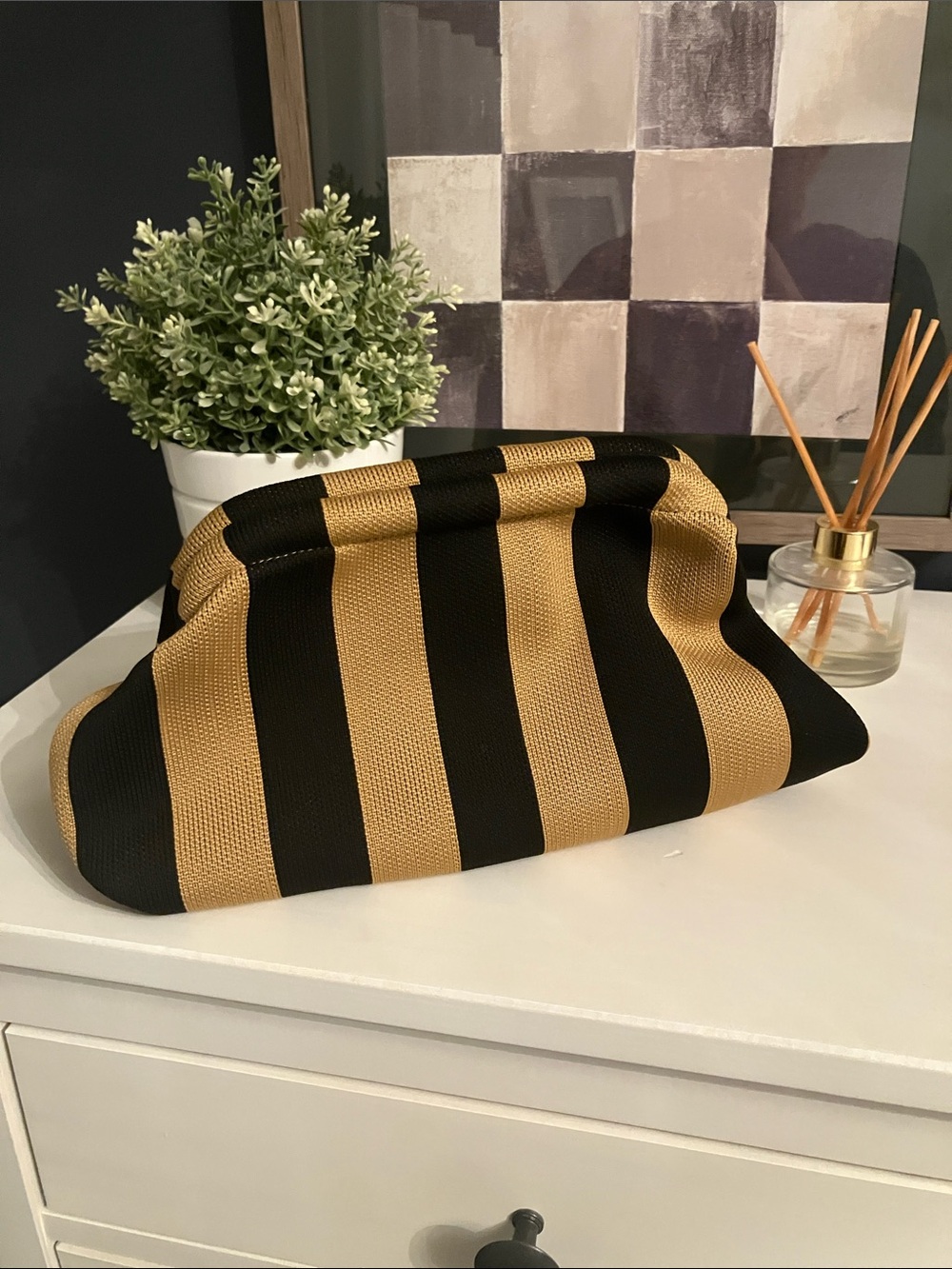 Canvas clutch